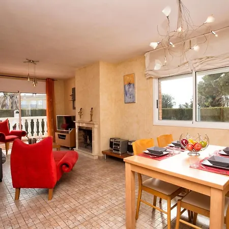Villa Costa Dorada *